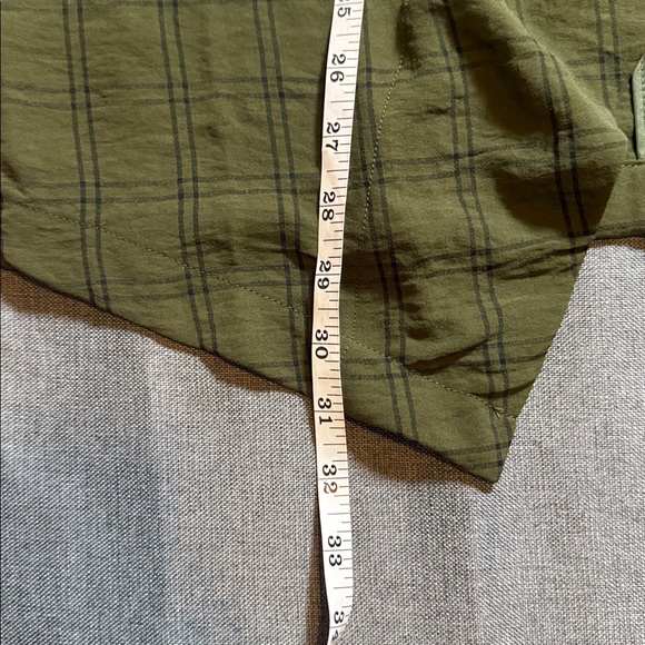 Soho Dark Green Women's Large Top NWT - Picture 4 of 7